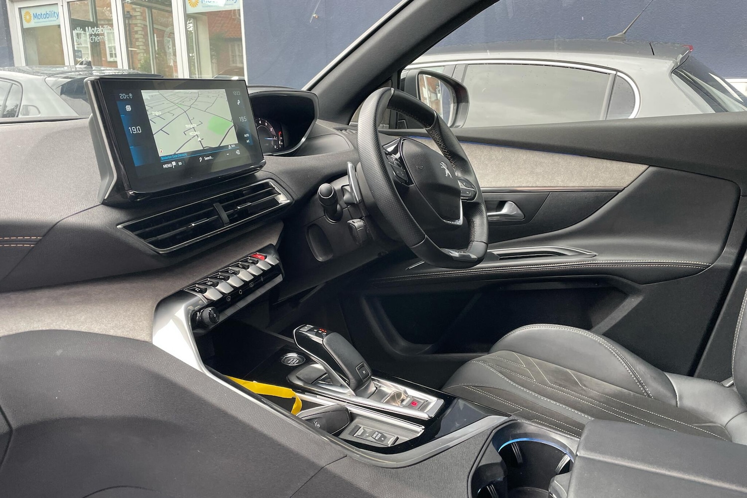 Used Peugeot 5008 2022 for sale - 76563267: Photo 2