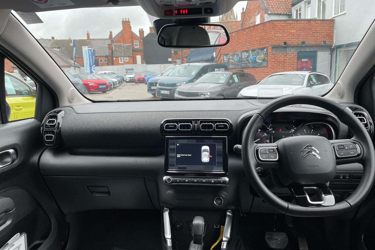 Used Citroen C3 Aircross 2024 for sale - 76563242: Photo 8