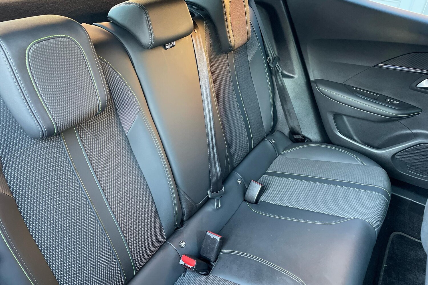 Used Peugeot 2008 for sale - 76989471: Photo 7