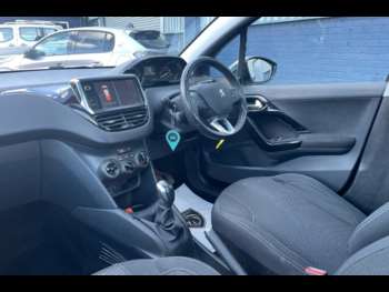 Used Peugeot 208 2017 for sale - 74418800: Photo