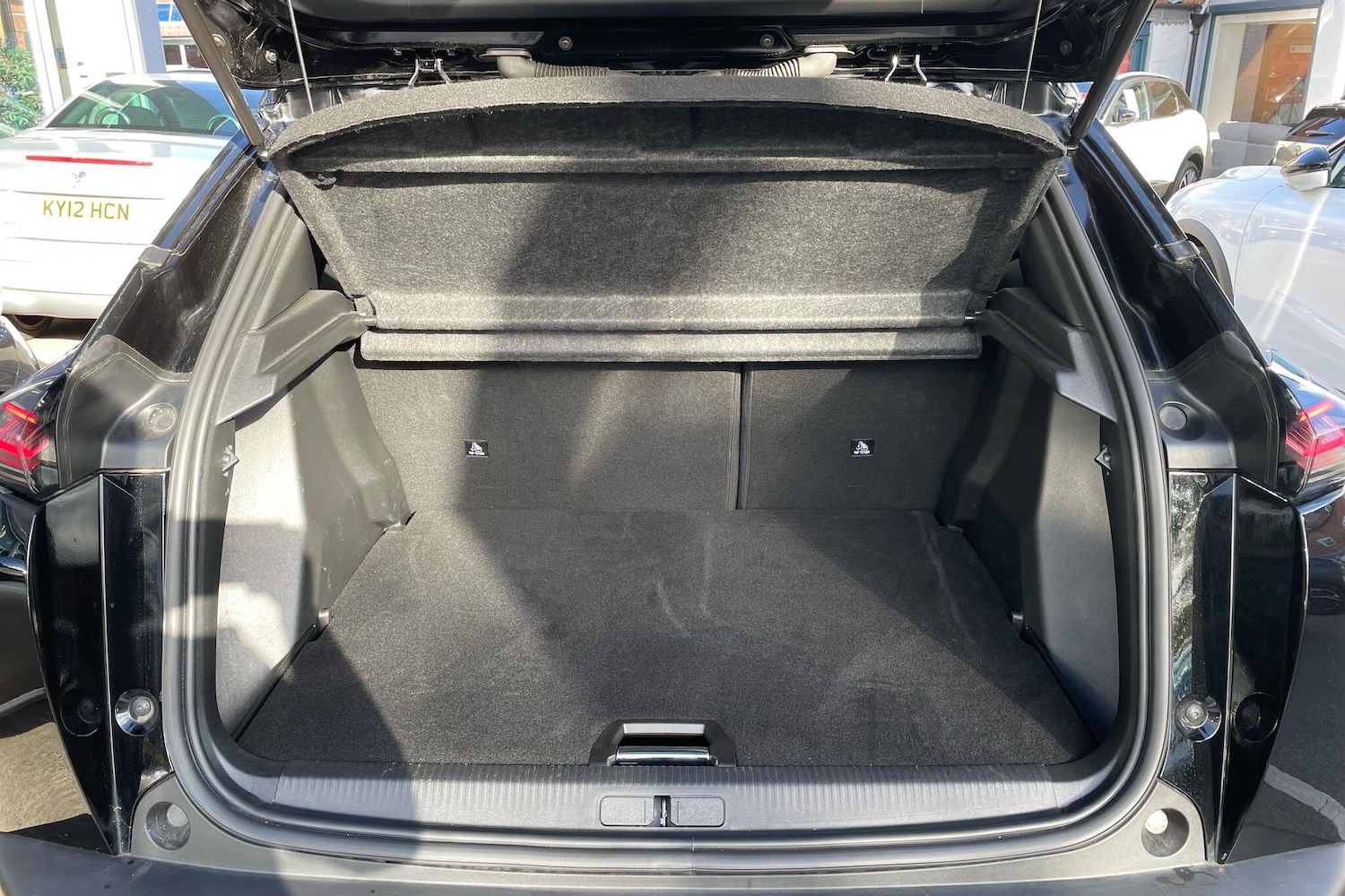 Used Peugeot 2008 2024 for sale - 76563254: Photo 5