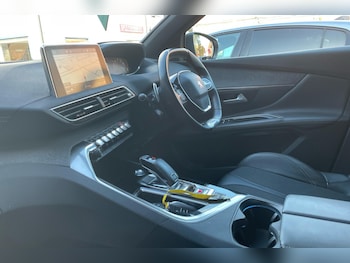 Used Peugeot 3008 2020 for sale - 76563255: Photo
