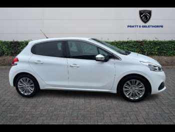 Used Peugeot 208 2017 for sale - 74441493: Photo
