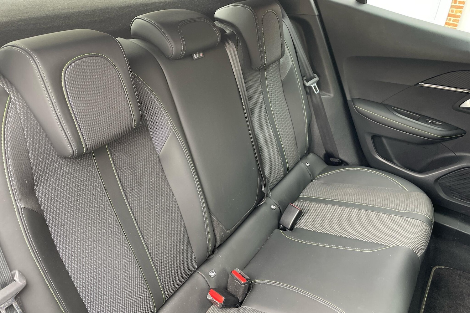 Used Peugeot 2008 2024 for sale - 76563265: Photo 7