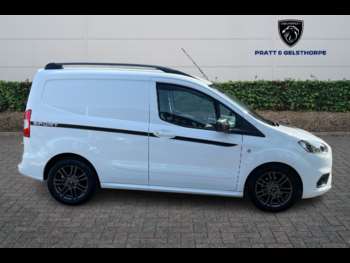 Used Ford Transit Courier 2020 for sale - 74945000: Photo