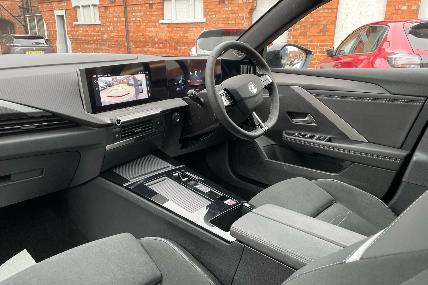 Used Vauxhall Astra 2025 for sale - 76563262: Photo 2