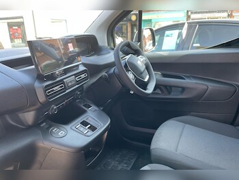 Used Peugeot Partner 2025 for sale - 76562299: Photo