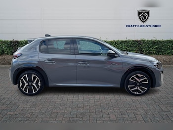 Used Peugeot 208 2024 for sale - 76563231: Photo