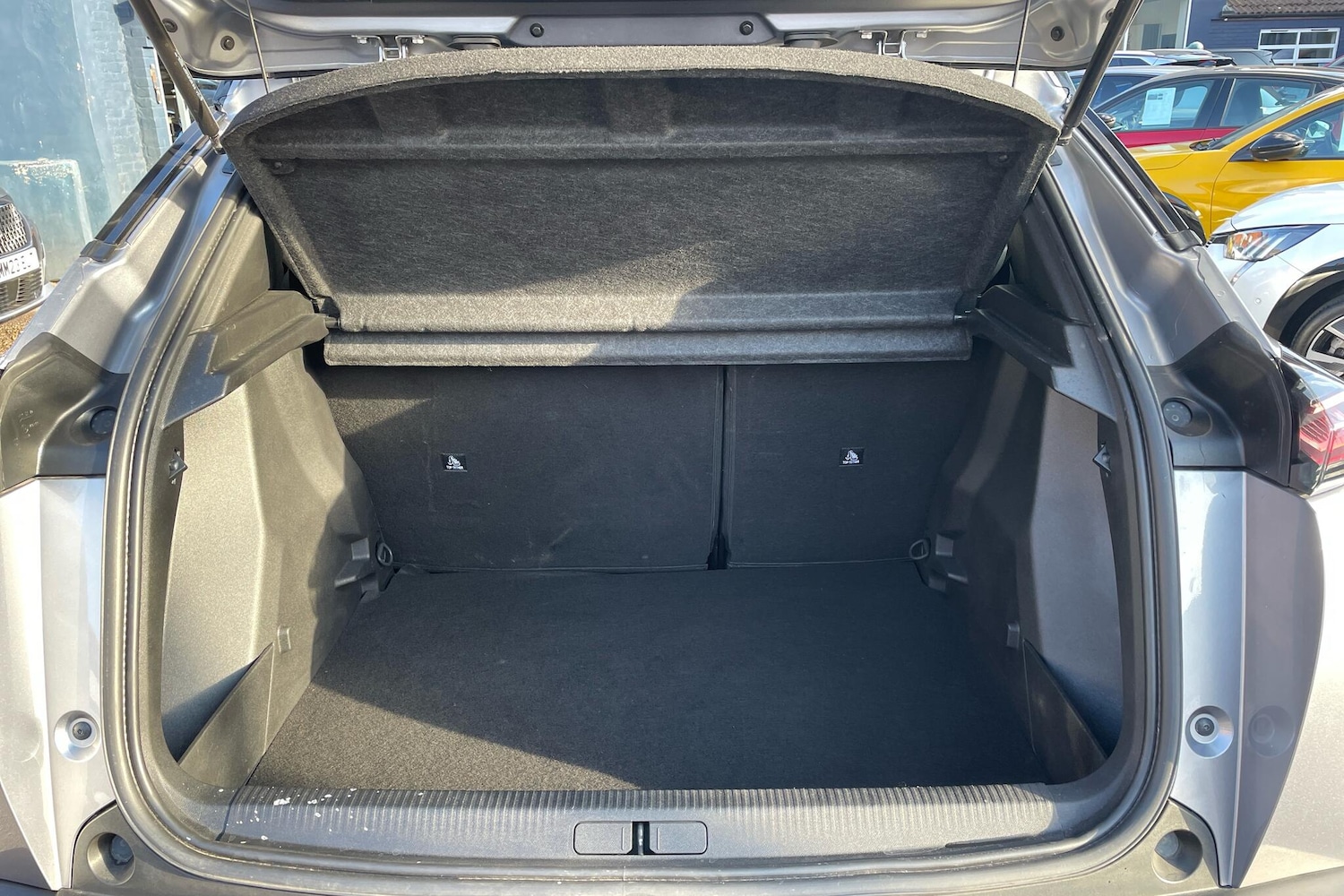 Used Peugeot 2008 2024 for sale - 76563253: Photo 5