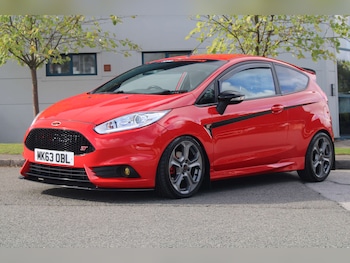 Used Ford Fiesta 2014 for sale - 75936105: Photo