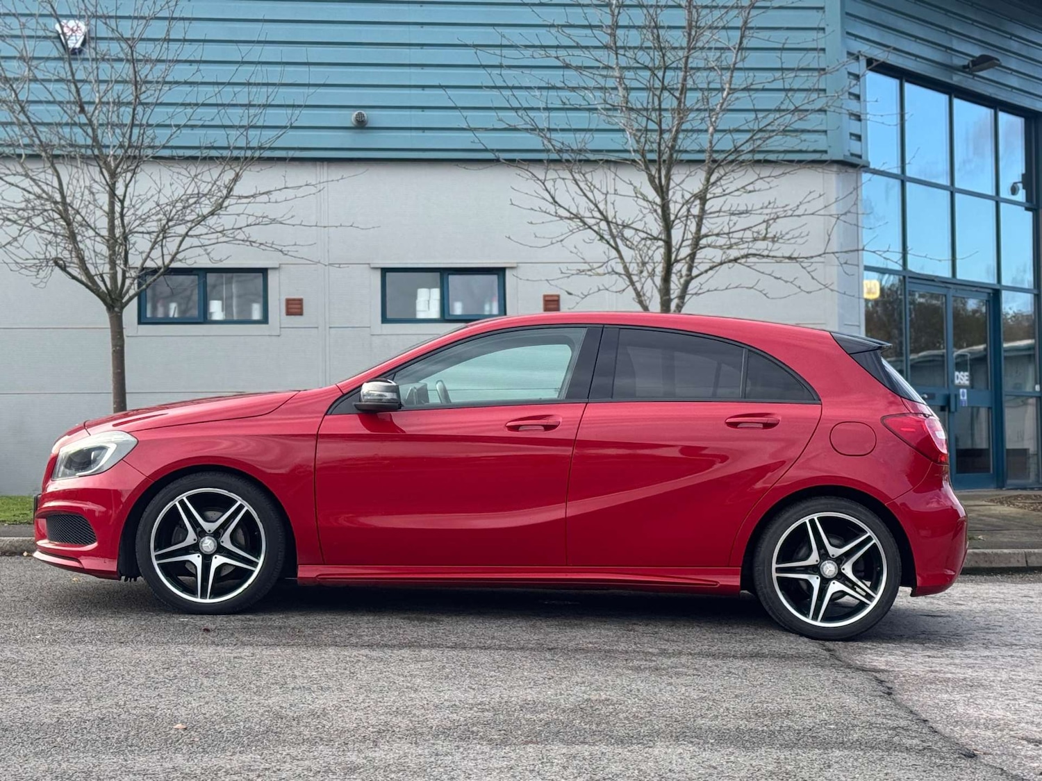 Used Mercedes-Benz A-Class 2014 for sale - 76577466: Photo 11