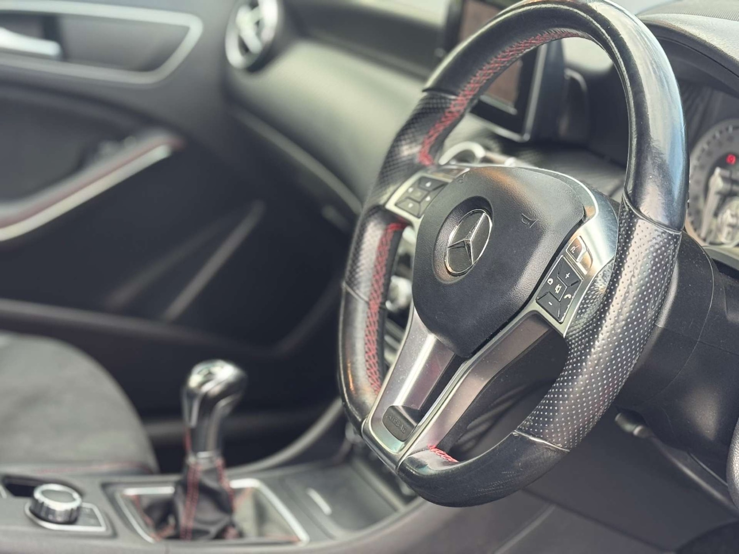 Used Mercedes-Benz A-Class 2014 for sale - 76577466: Photo 12