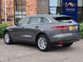 Used Jaguar F-Pace 2017 for sale - 77984310: Photo