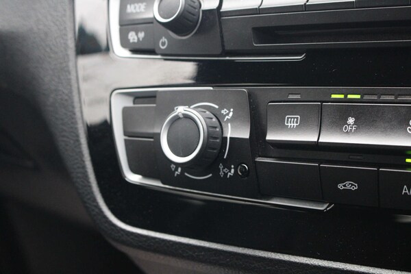 Used BMW 1 Series 2018 for sale - 76184946: Photo 27