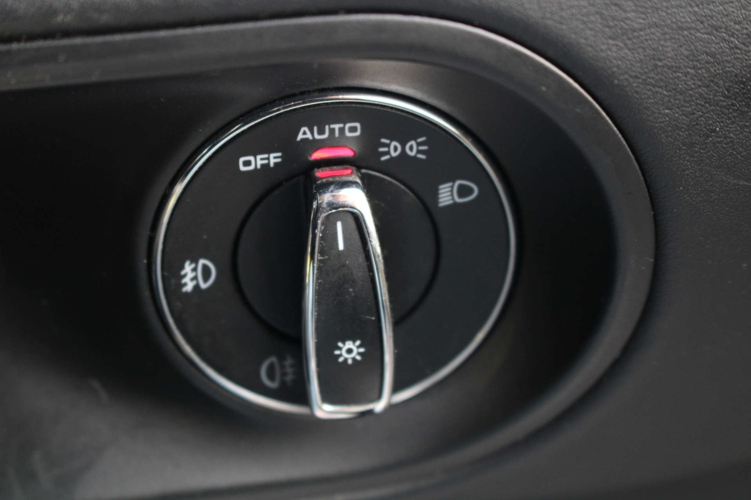 Used Porsche Macan 2016 for sale - 77261422: Photo 53