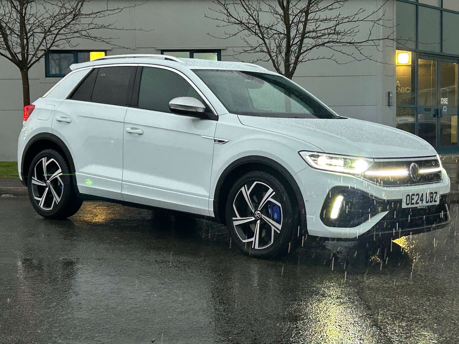 Used Volkswagen T-Roc 2024 for sale - 76589716: Photo 10