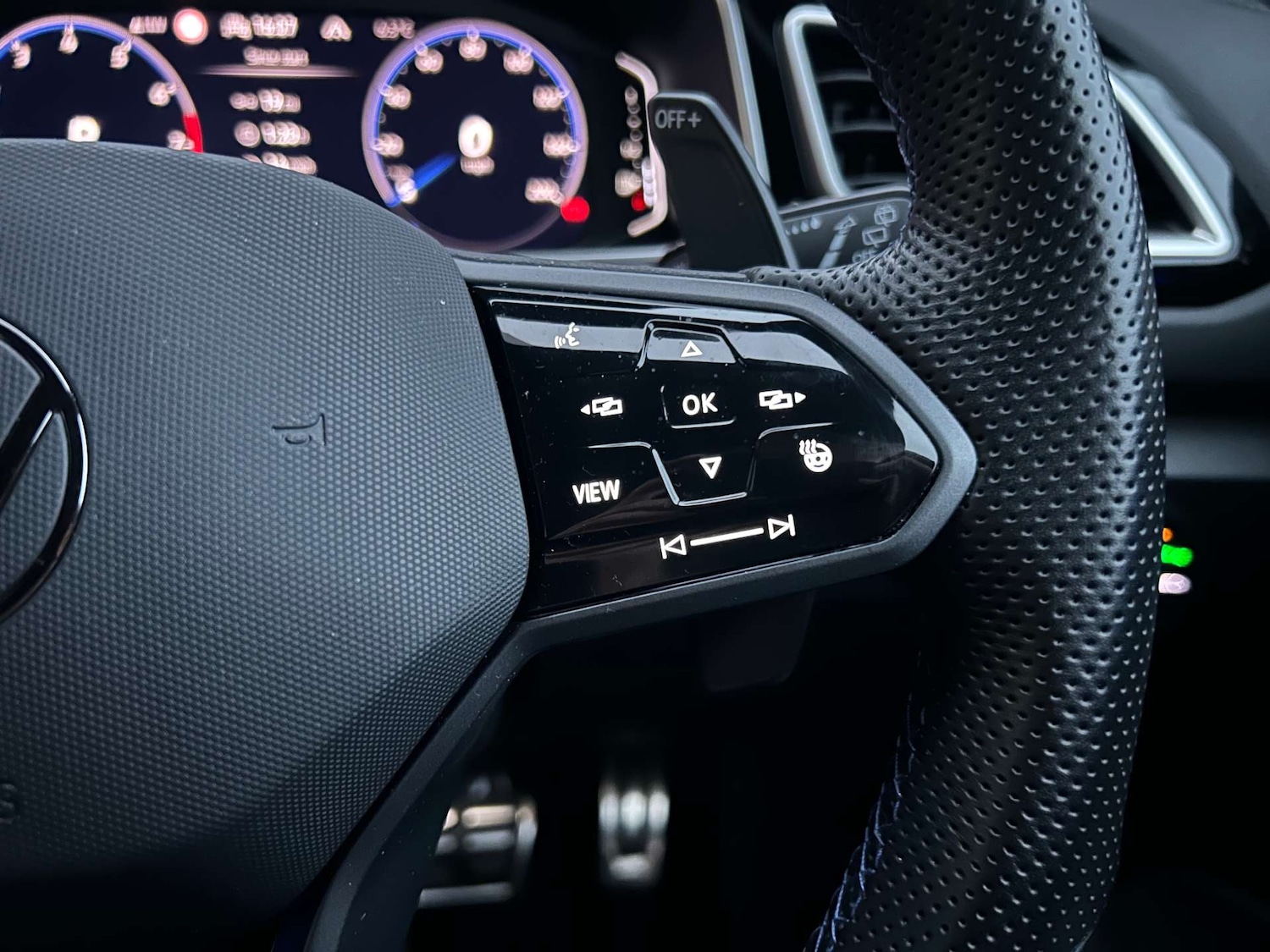 Used Volkswagen T-Roc 2024 for sale - 76589716: Photo 23