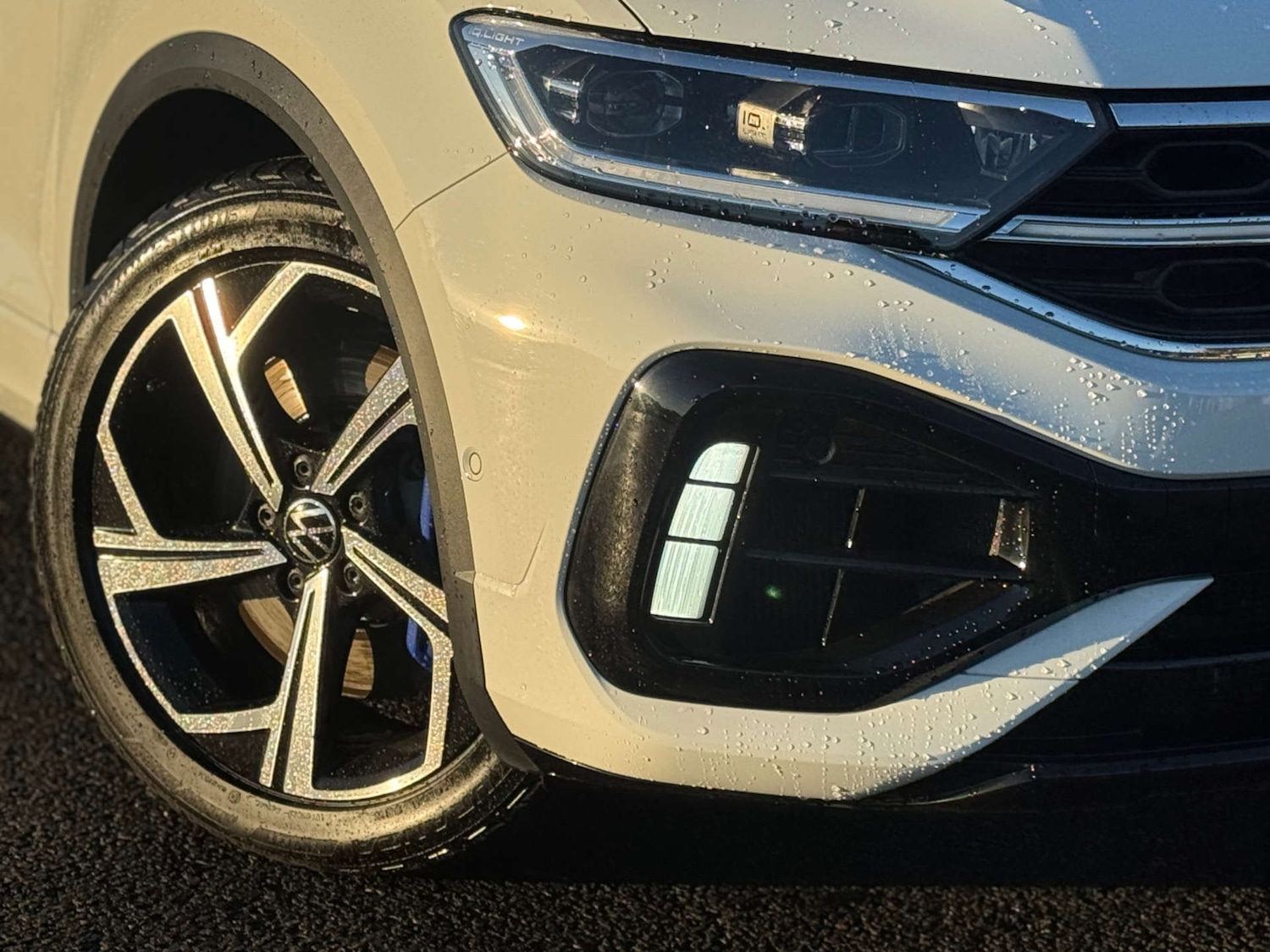 Used Volkswagen T-Roc 2024 for sale - 76589716: Photo 25