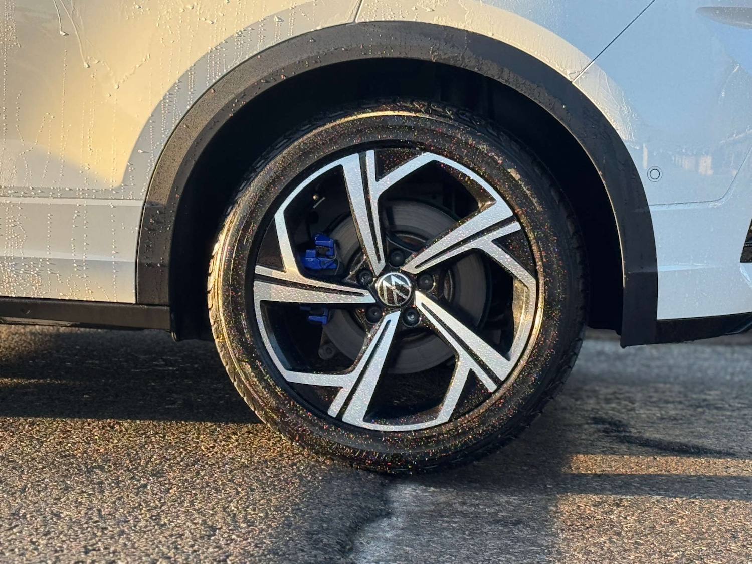 Used Volkswagen T-Roc 2024 for sale - 76589716: Photo 28