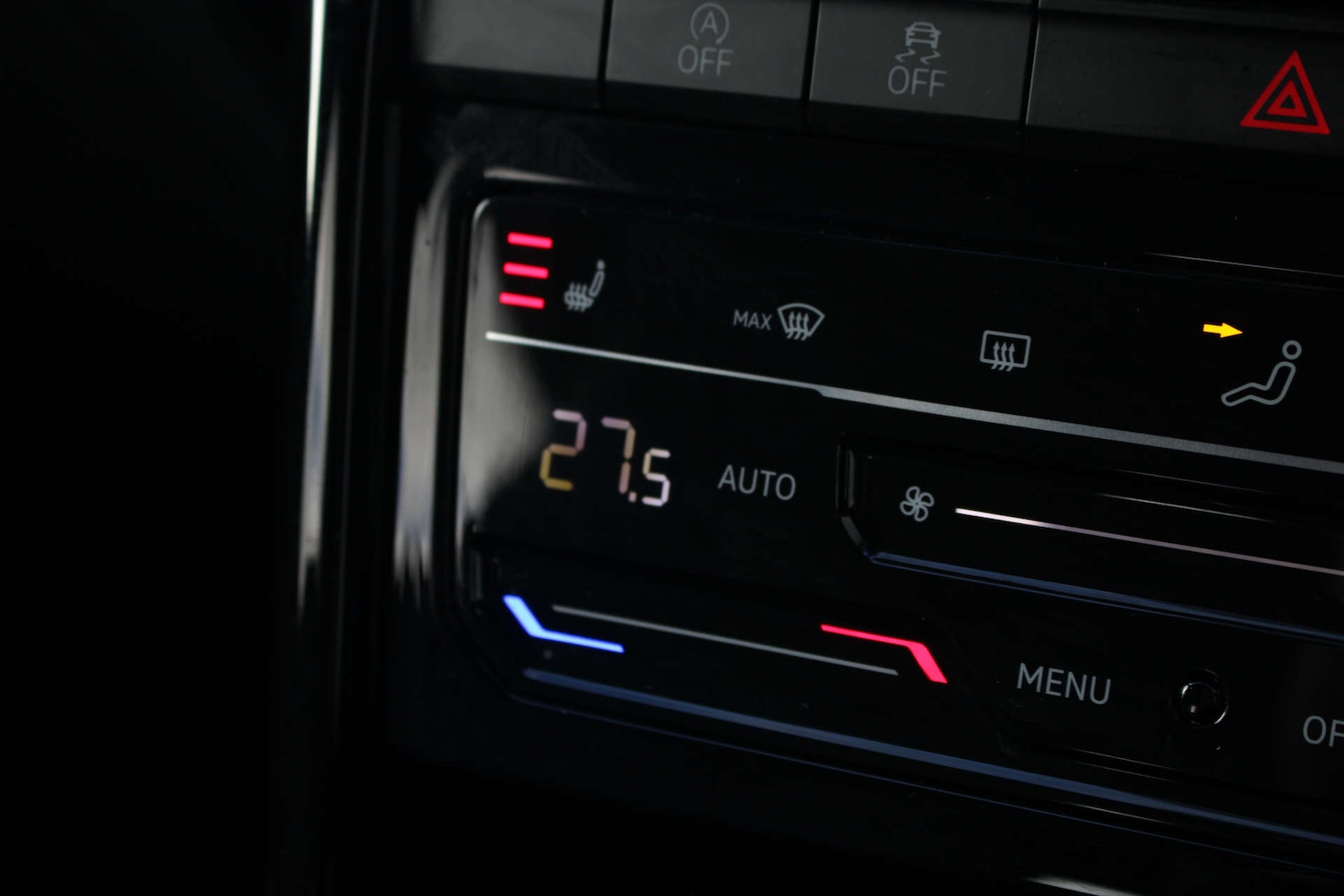 Used Volkswagen T-Roc 2024 for sale - 76589716: Photo 34