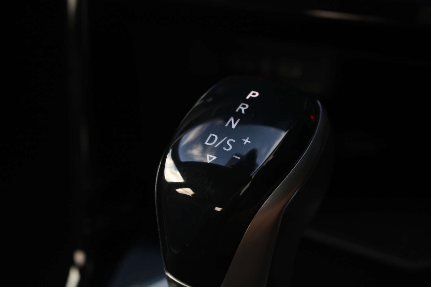 Used Volkswagen T-Roc 2024 for sale - 76589716: Photo 35