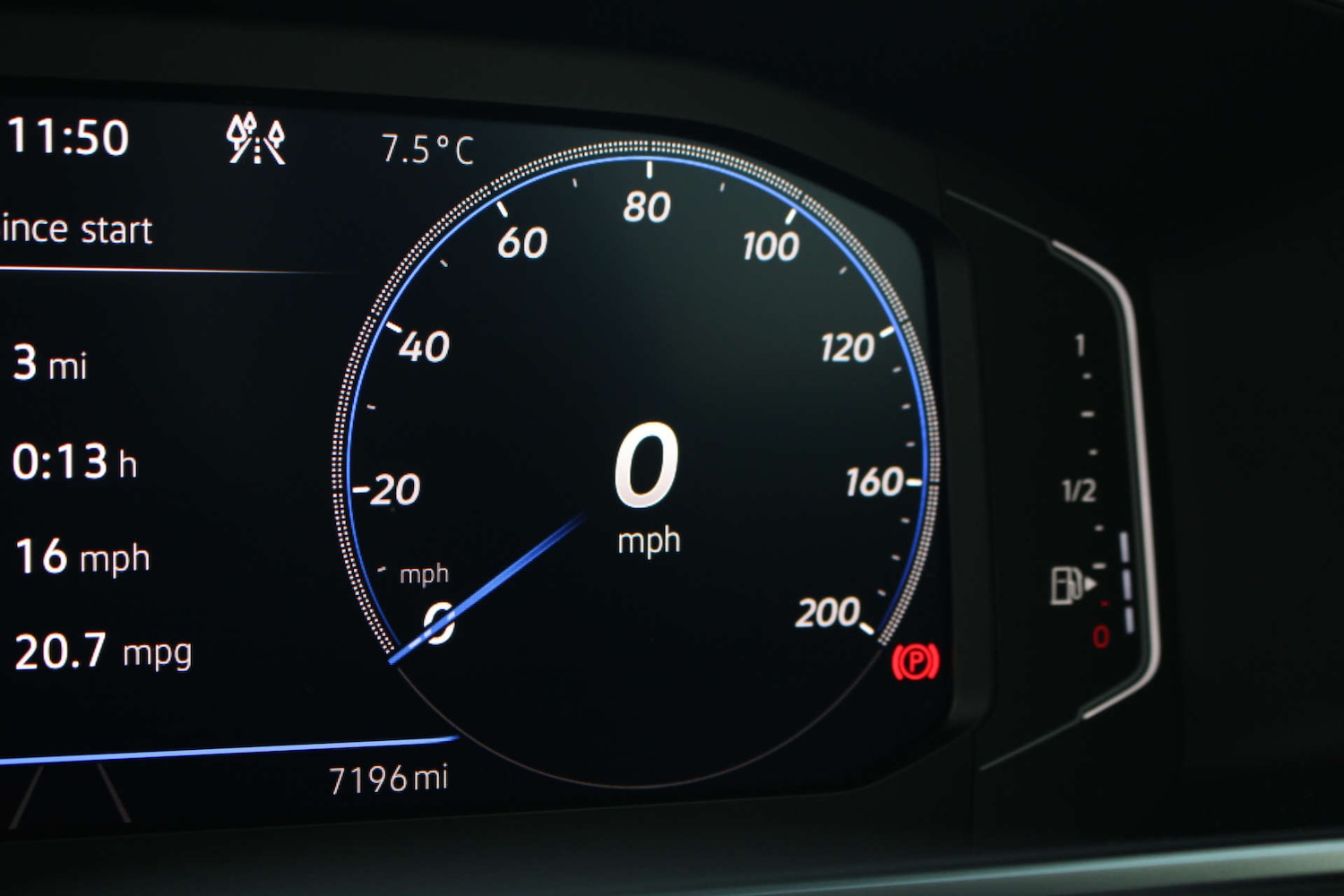 Used Volkswagen T-Roc 2024 for sale - 76589716: Photo 39