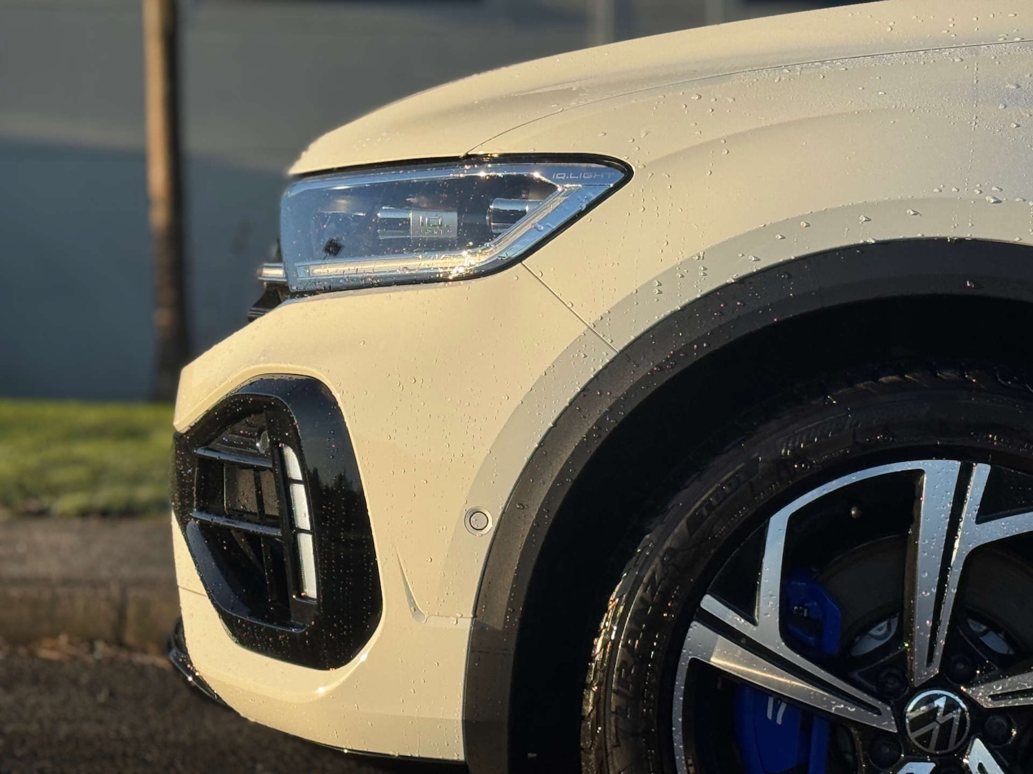 Used Volkswagen T-Roc 2024 for sale - 76589716: Photo 6