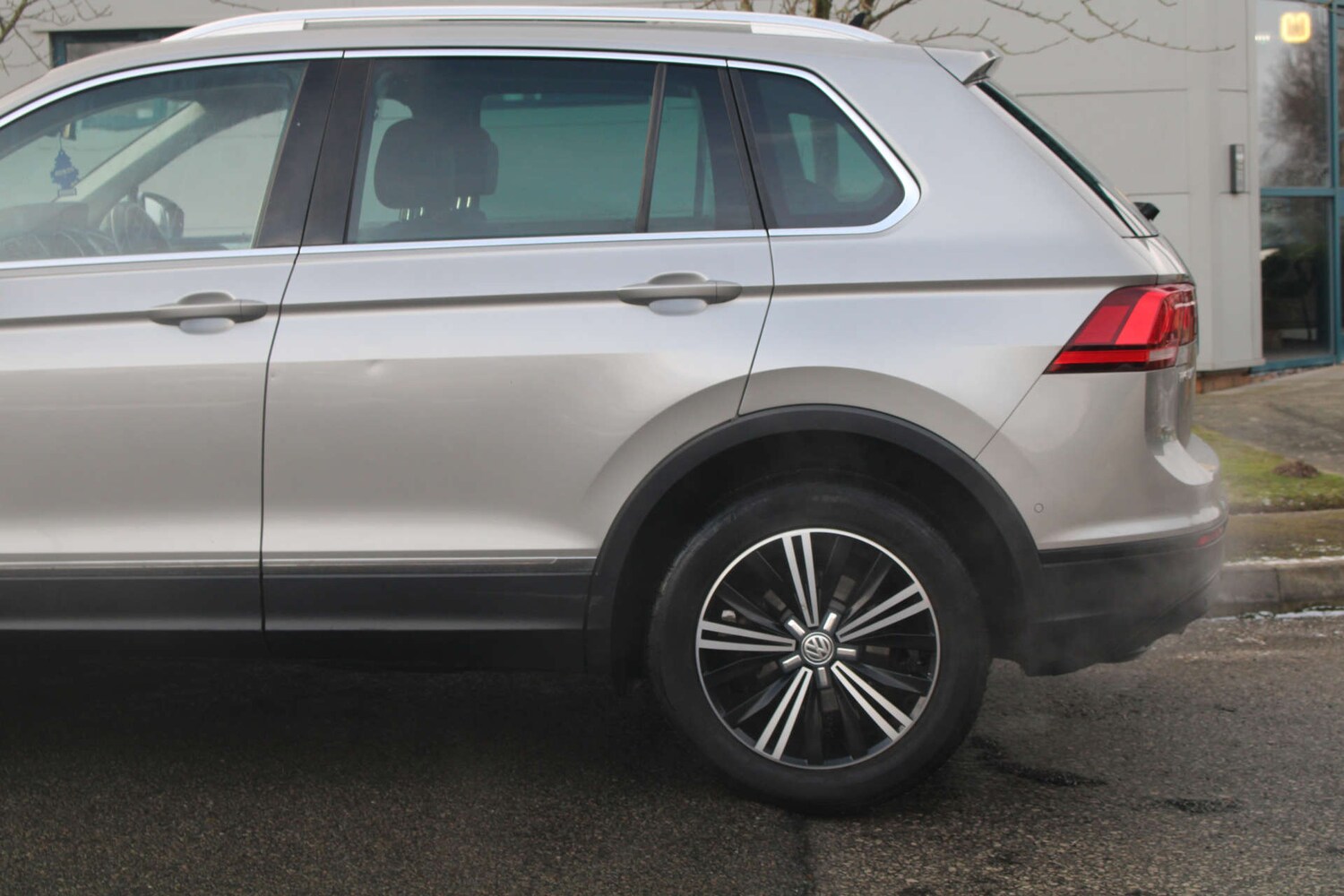 Used Volkswagen Tiguan 2016 for sale - 77094212: Photo 16