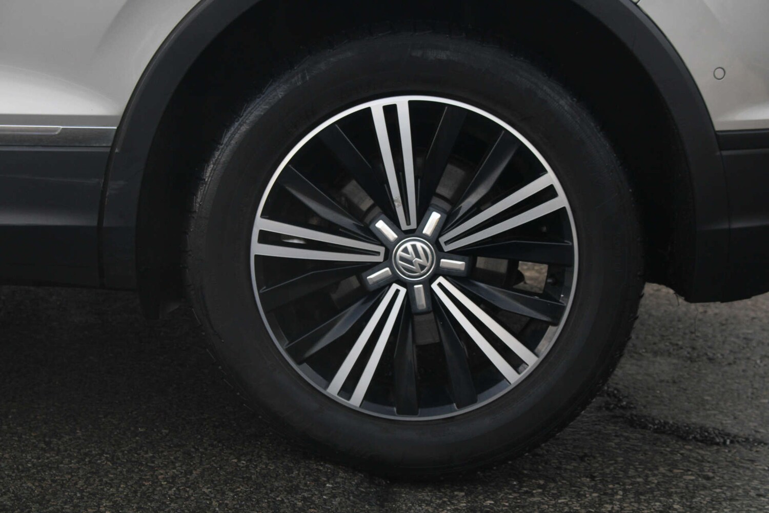 Used Volkswagen Tiguan 2016 for sale - 77094212: Photo 23