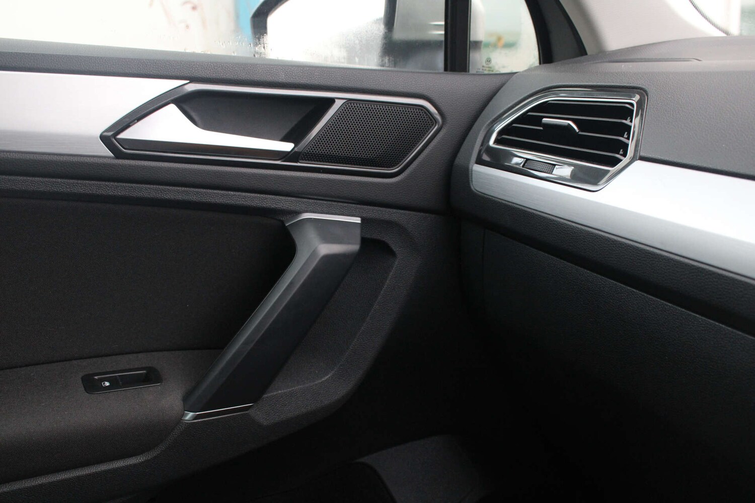 Used Volkswagen Tiguan 2016 for sale - 77094212: Photo 48