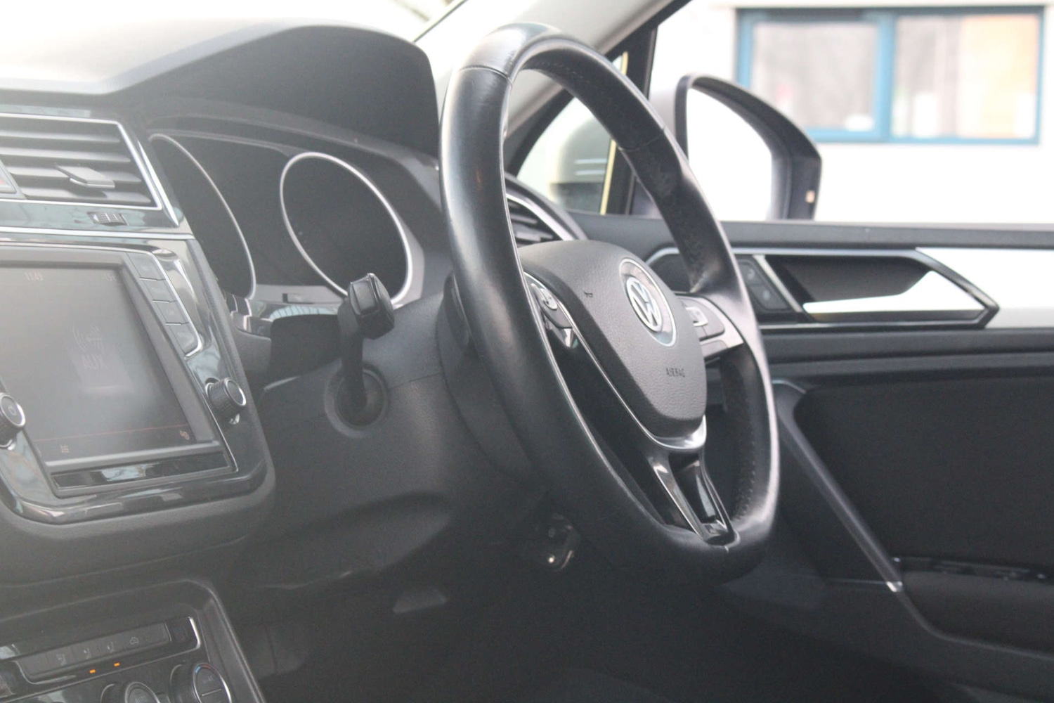 Used Volkswagen Tiguan 2016 for sale - 77094212: Photo 63