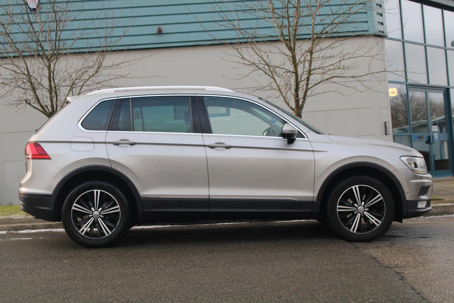 Used Volkswagen Tiguan 2016 for sale - 77094212: Photo 7