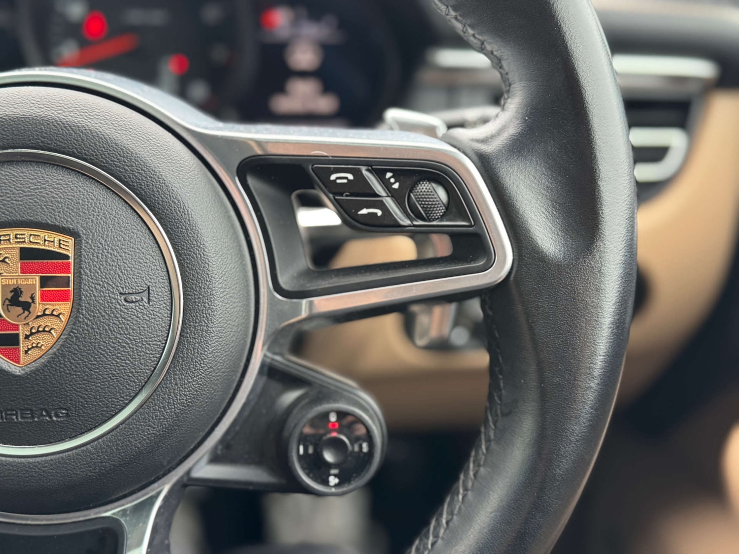 Used Porsche Macan 2019 for sale - 76735834: Photo 8