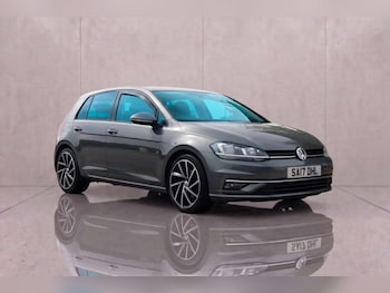 Used Volkswagen Golf 2017 for sale - 79243650: Photo