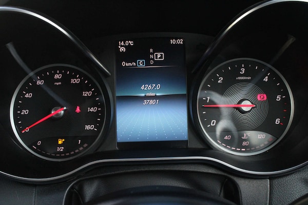 Used Mercedes-Benz C-Class 2019 for sale - 76105321: Photo 31