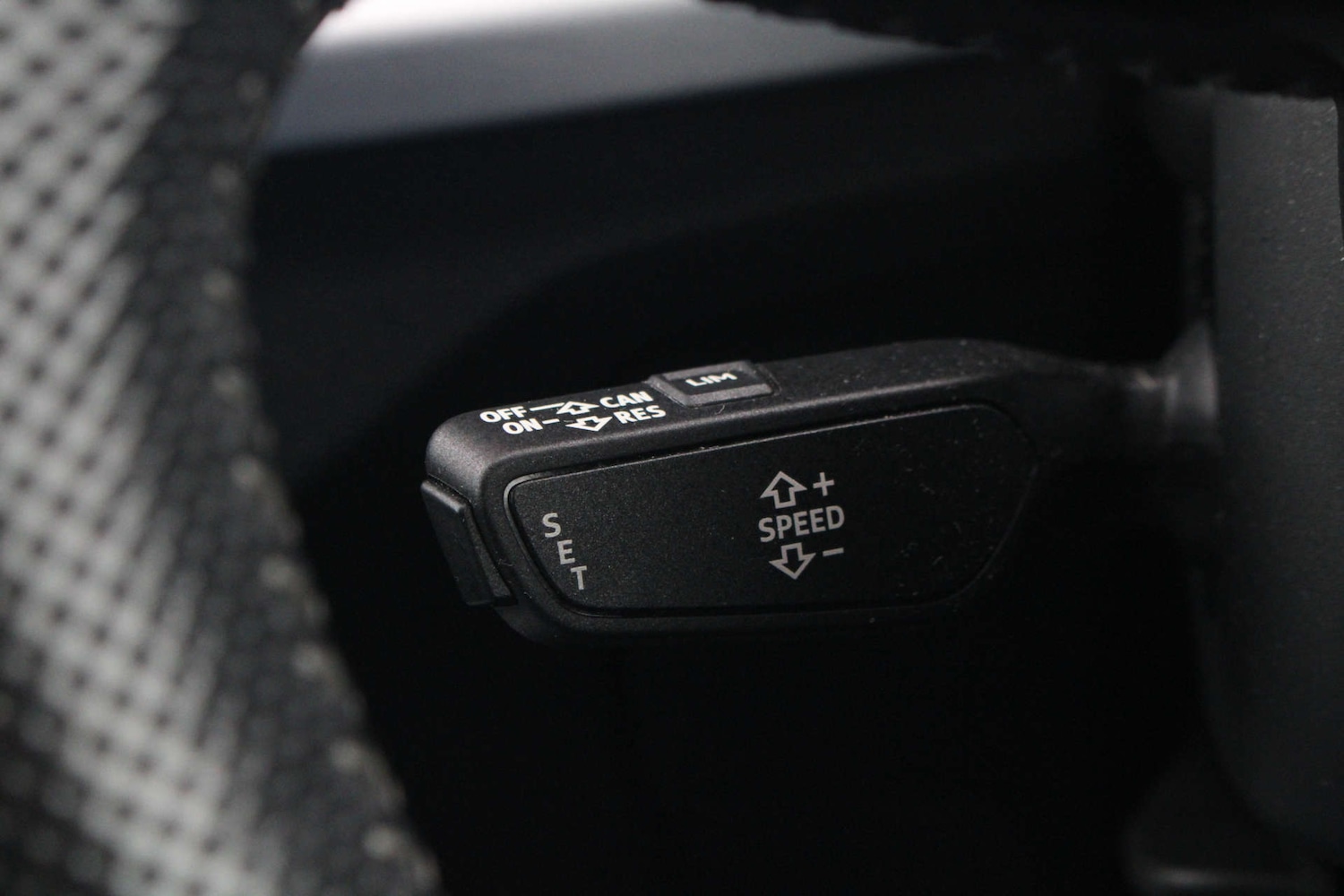 Used Audi Q2 2018 for sale - 76134536: Photo 40