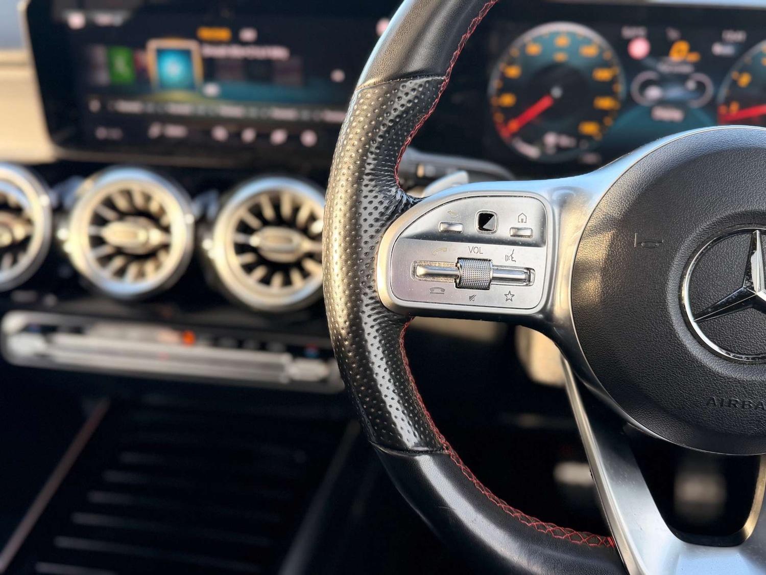 Used Mercedes-Benz GLB 2022 for sale - 76589714: Photo 21