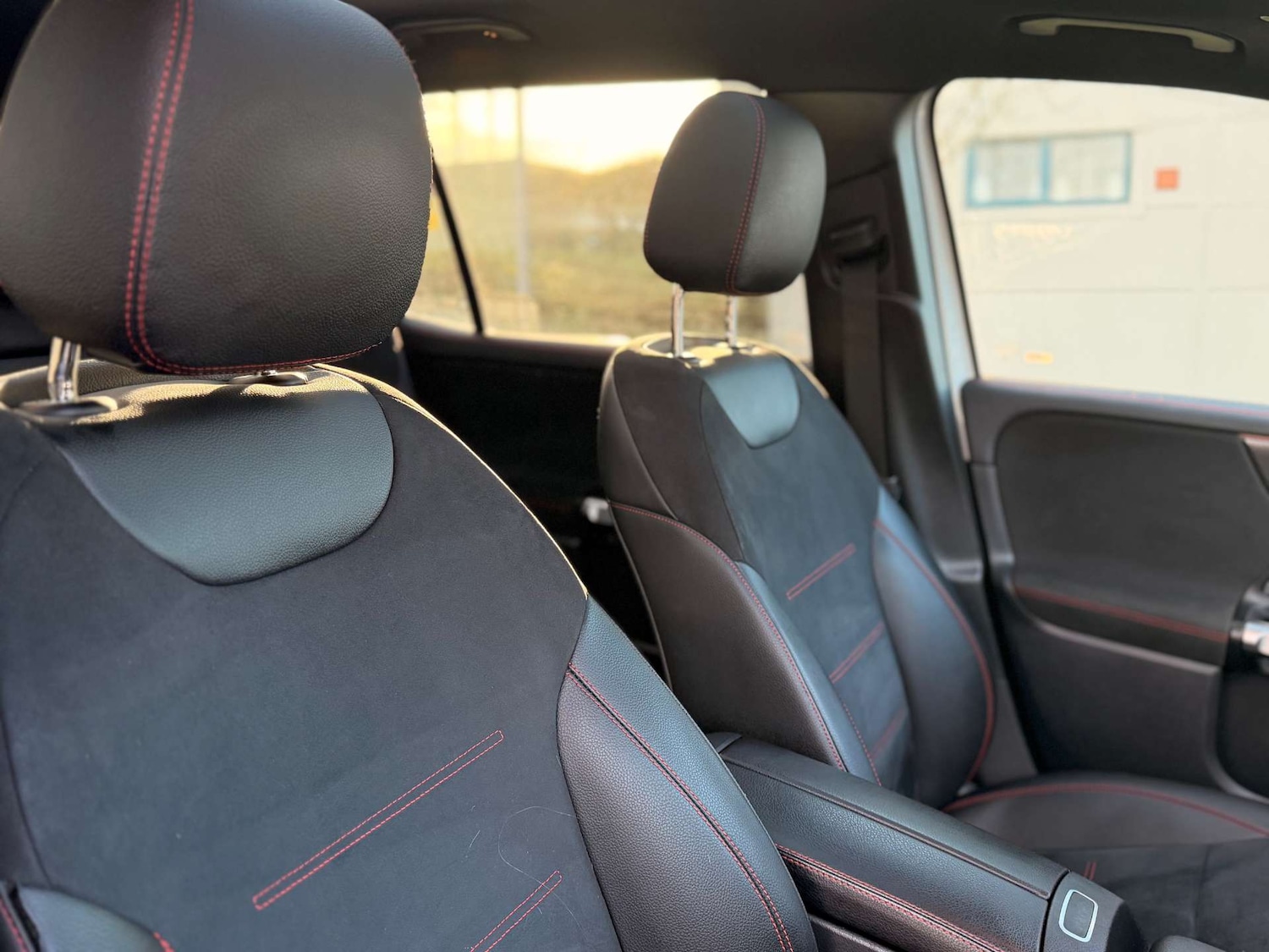 Used Mercedes-Benz GLB 2022 for sale - 76589714: Photo 25