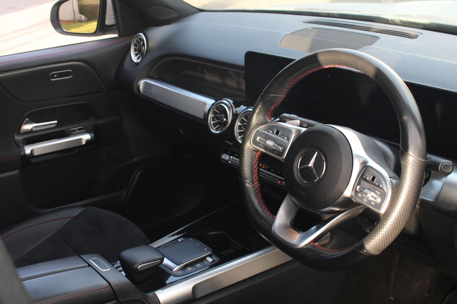 Used Mercedes-Benz GLB 2022 for sale - 76589714: Photo 32