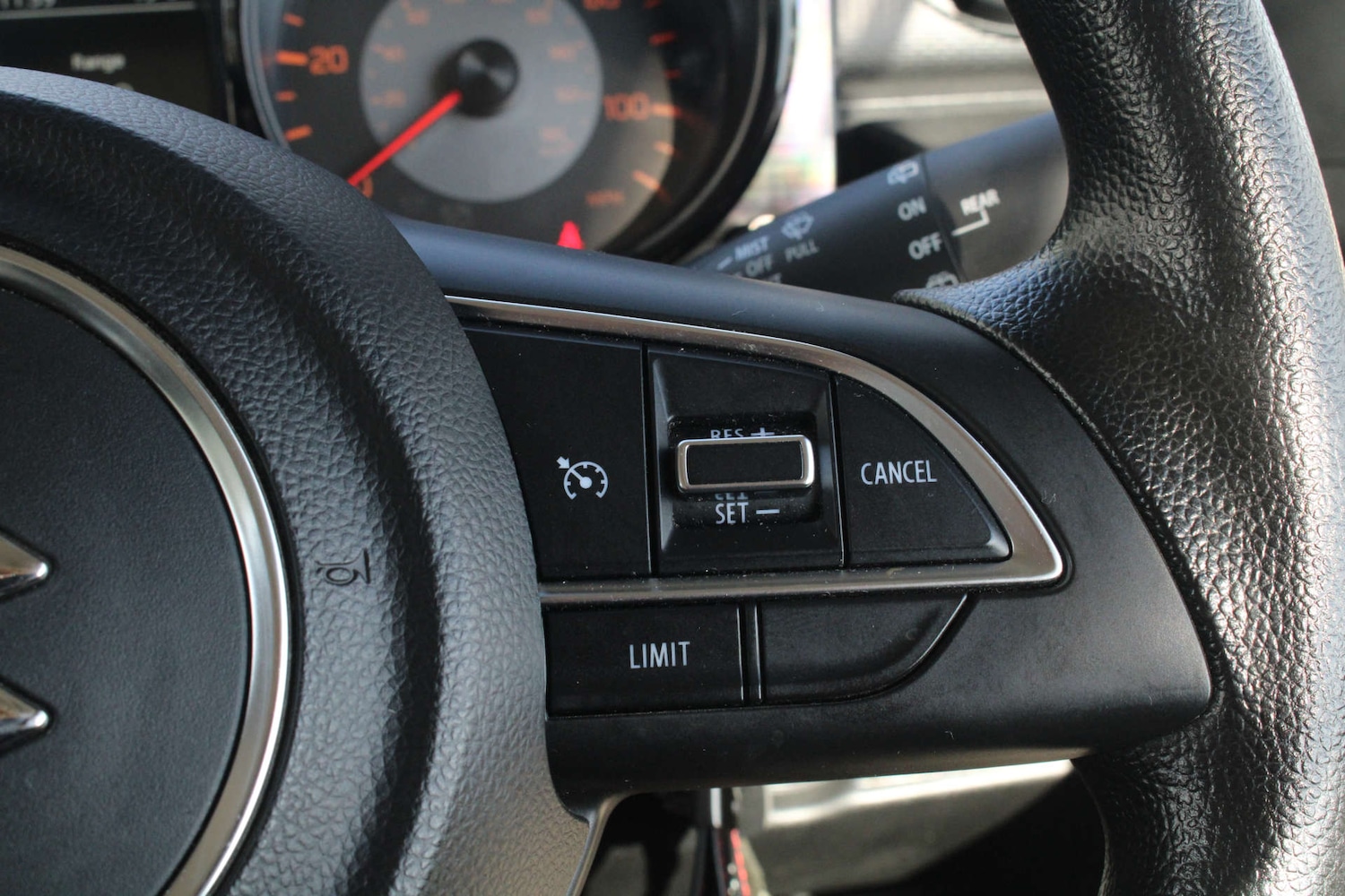 Used Suzuki Jimny 2024 for sale - 76077954: Photo 42