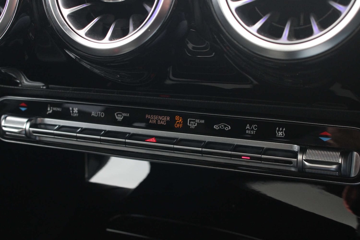 Used Mercedes-Benz CLA 2023 for sale - 77629510: Photo 37