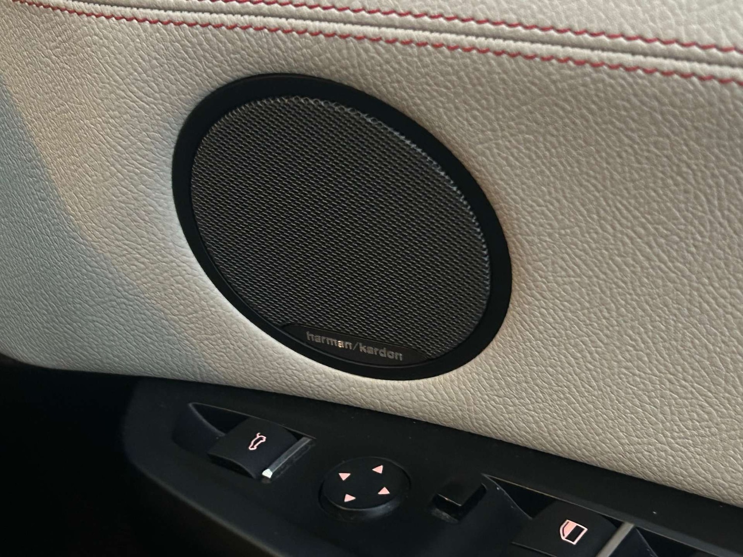 Used BMW X4 2017 for sale - 76694833: Photo 12