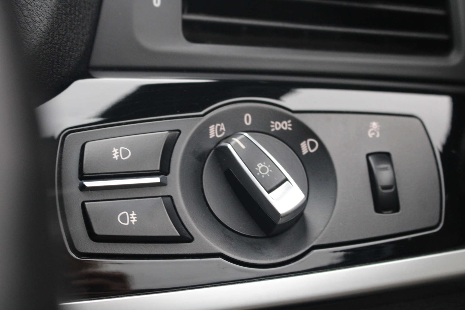 Used BMW X4 2017 for sale - 76694833: Photo 33