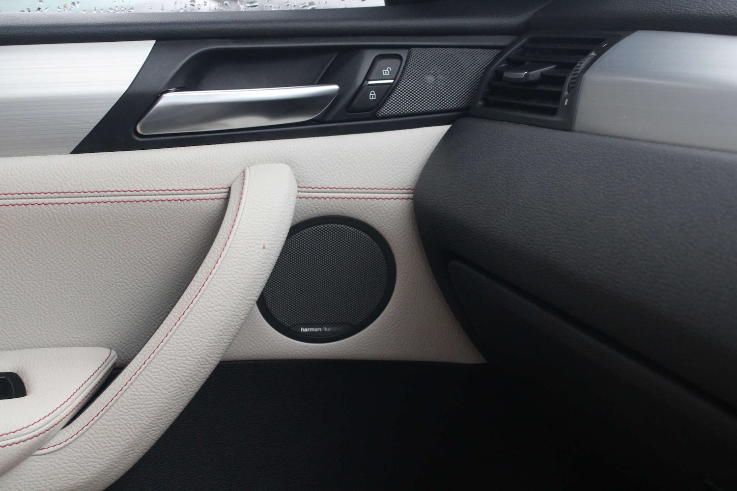 Used BMW X4 2017 for sale - 76694833: Photo 43