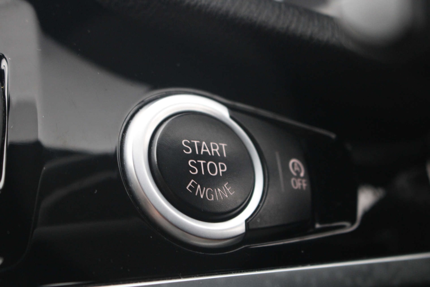 Used BMW X4 2017 for sale - 76694833: Photo 46