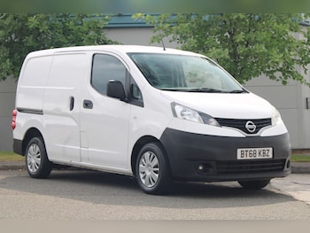 Nissan - NV200