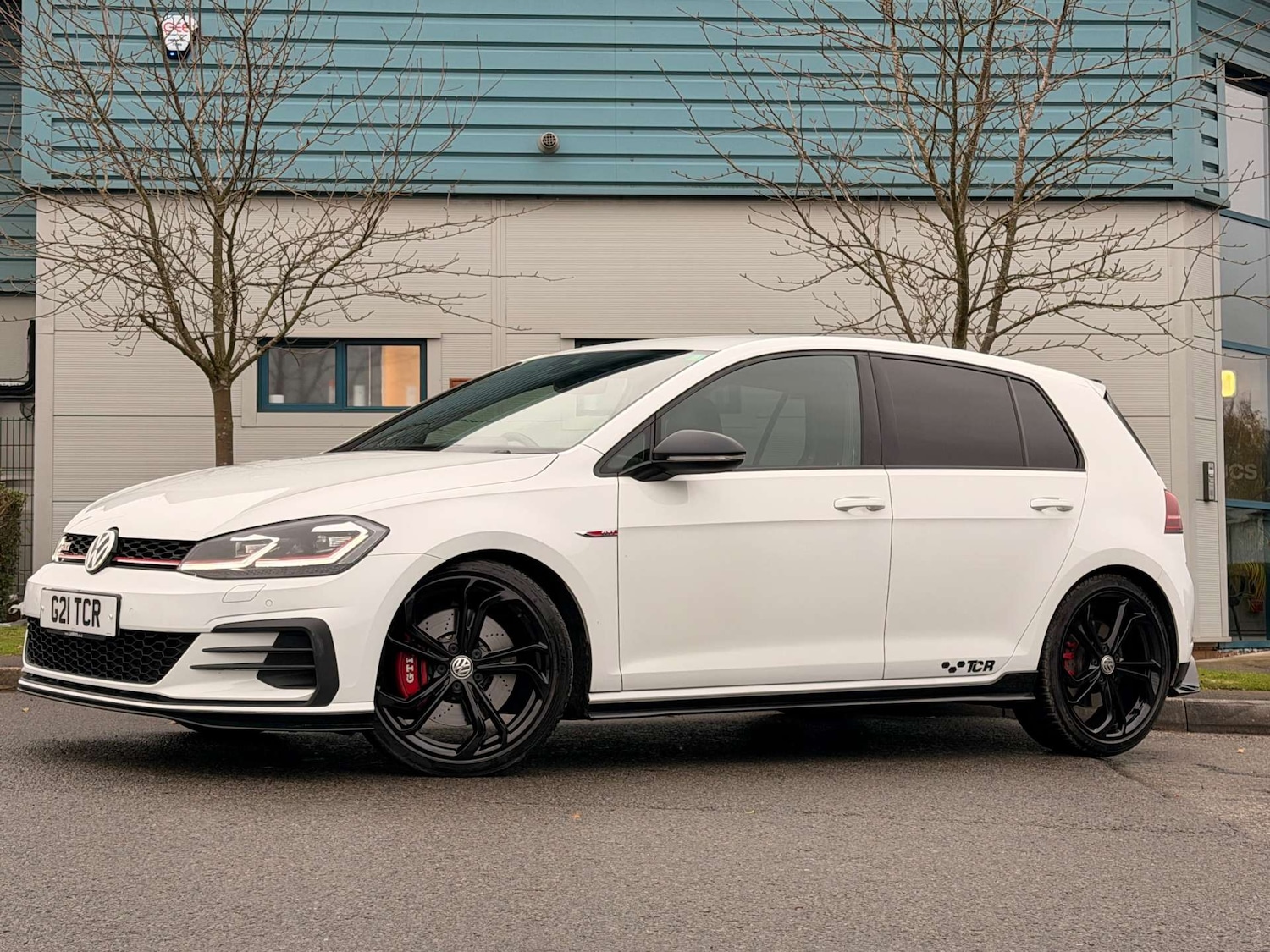 Used Volkswagen Golf 2019 for sale - 76686698: Photo 1