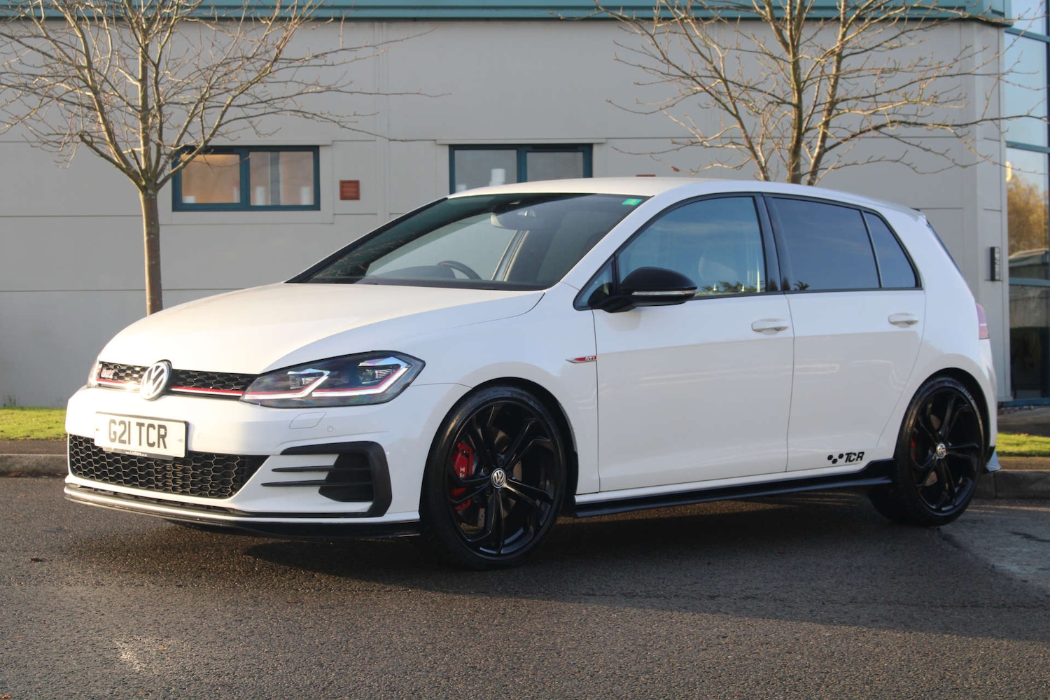 Used Volkswagen Golf 2019 for sale - 76686698: Photo 3