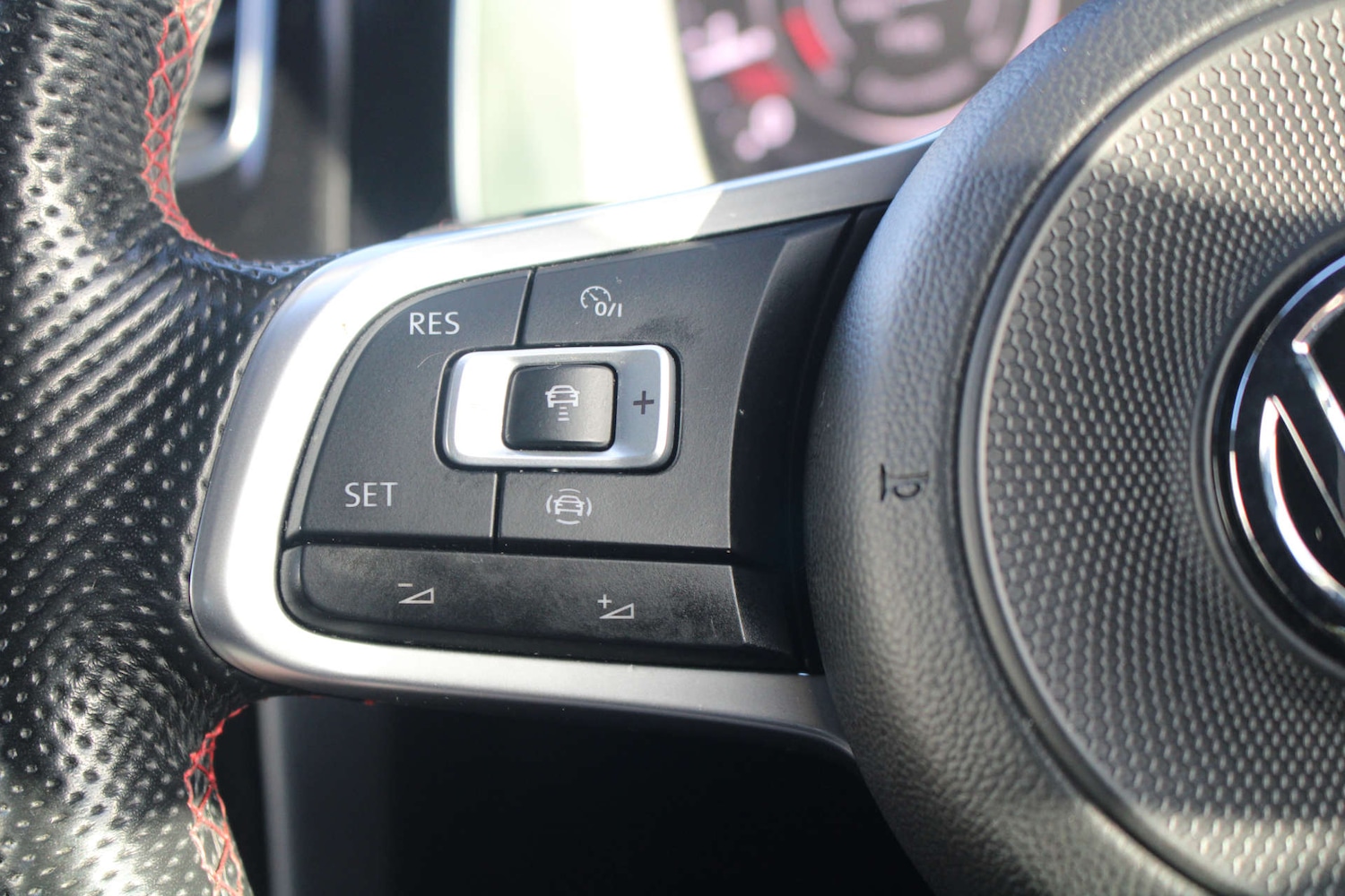 Used Volkswagen Golf 2019 for sale - 76686698: Photo 51