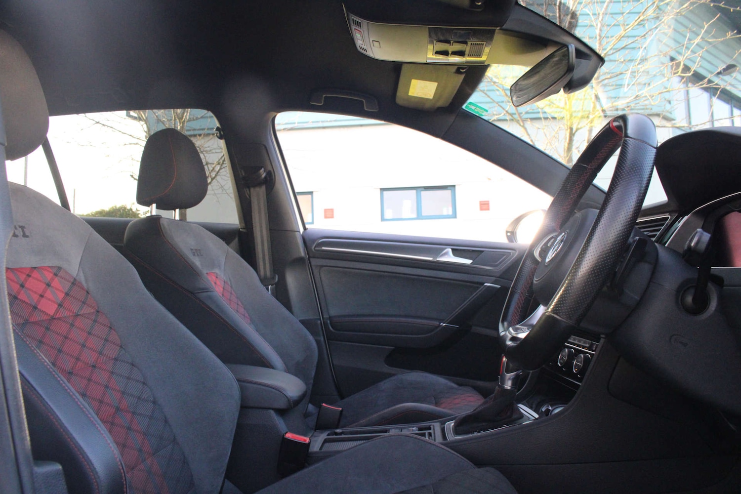 Used Volkswagen Golf 2019 for sale - 76686698: Photo 61